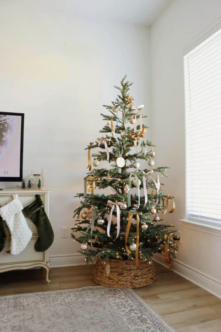 Christmas Tree Decorating Ideas