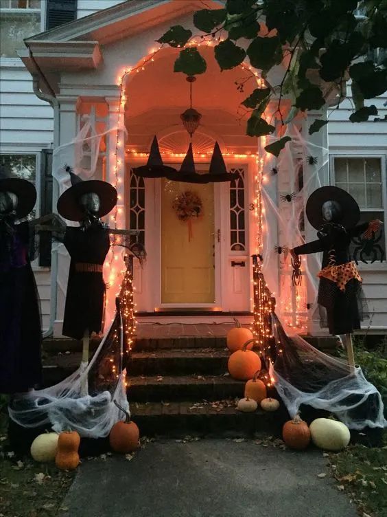 Halloween Front Porch Decor