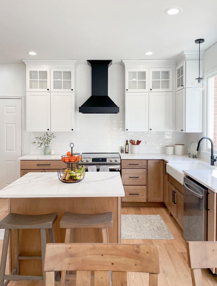 Two Tone Kitchen Cabinet Ideas