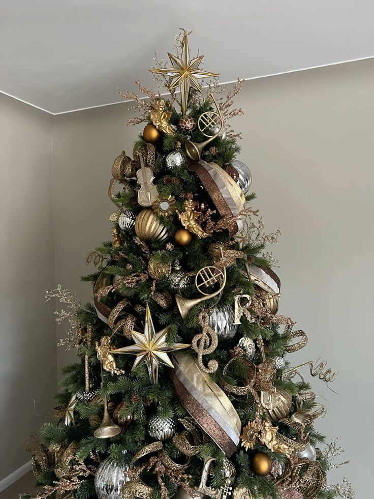 Christmas Tree Decorating Ideas