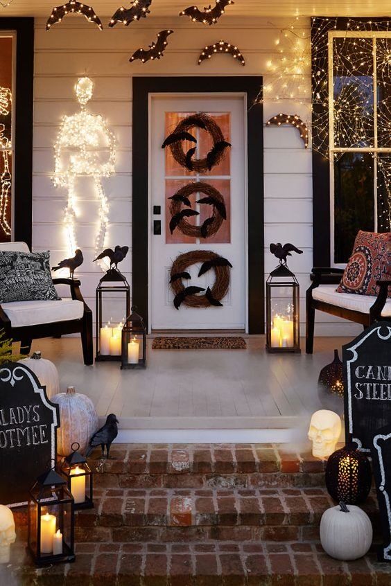 Halloween Front Porch Decor